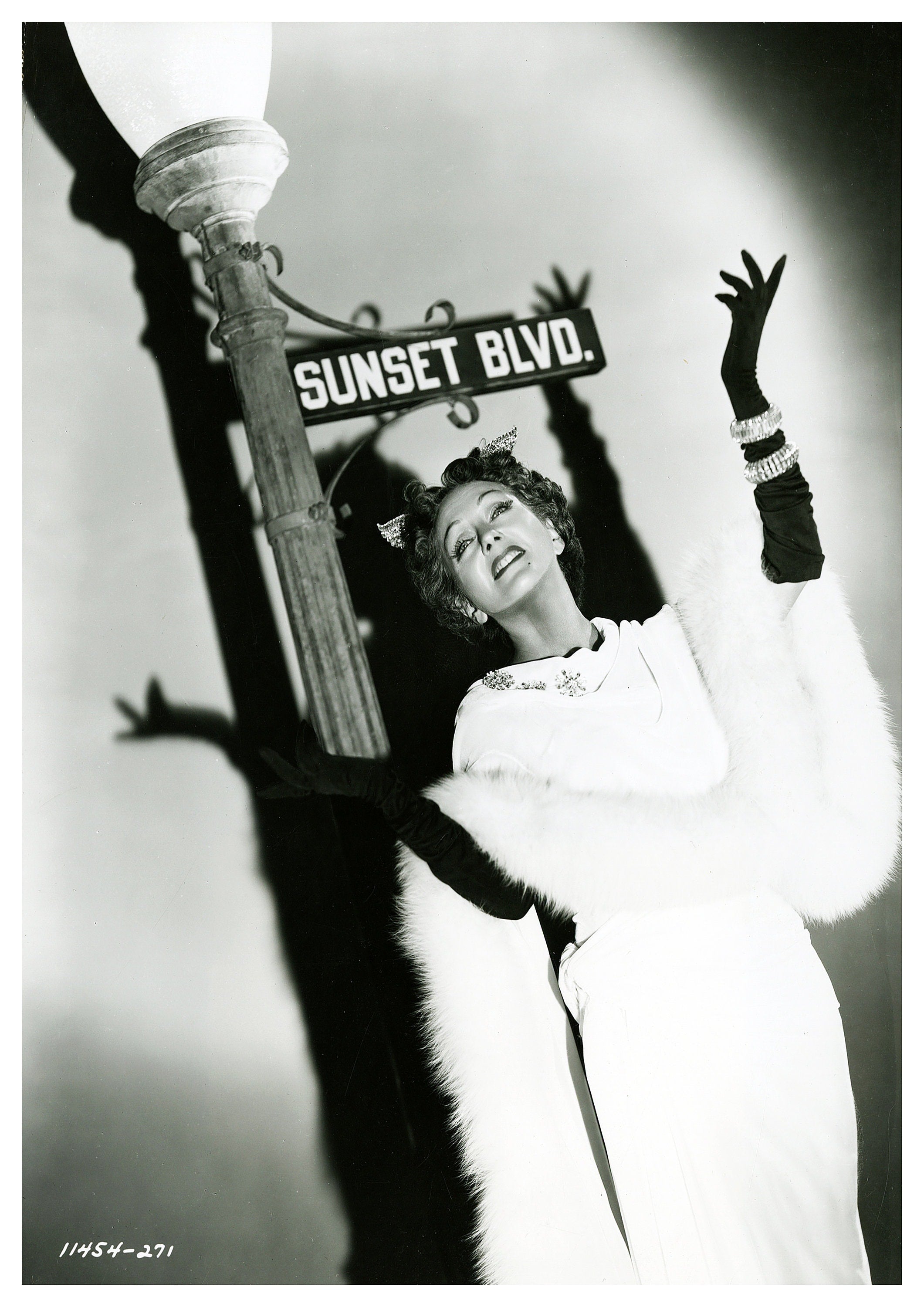 Reproduction Vintage Movie 